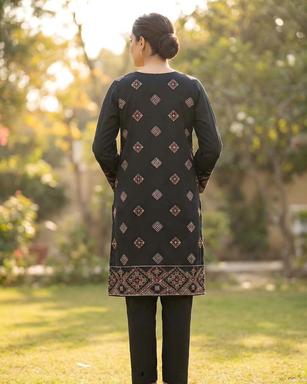 Peach Dhank Black UNSTITCHED