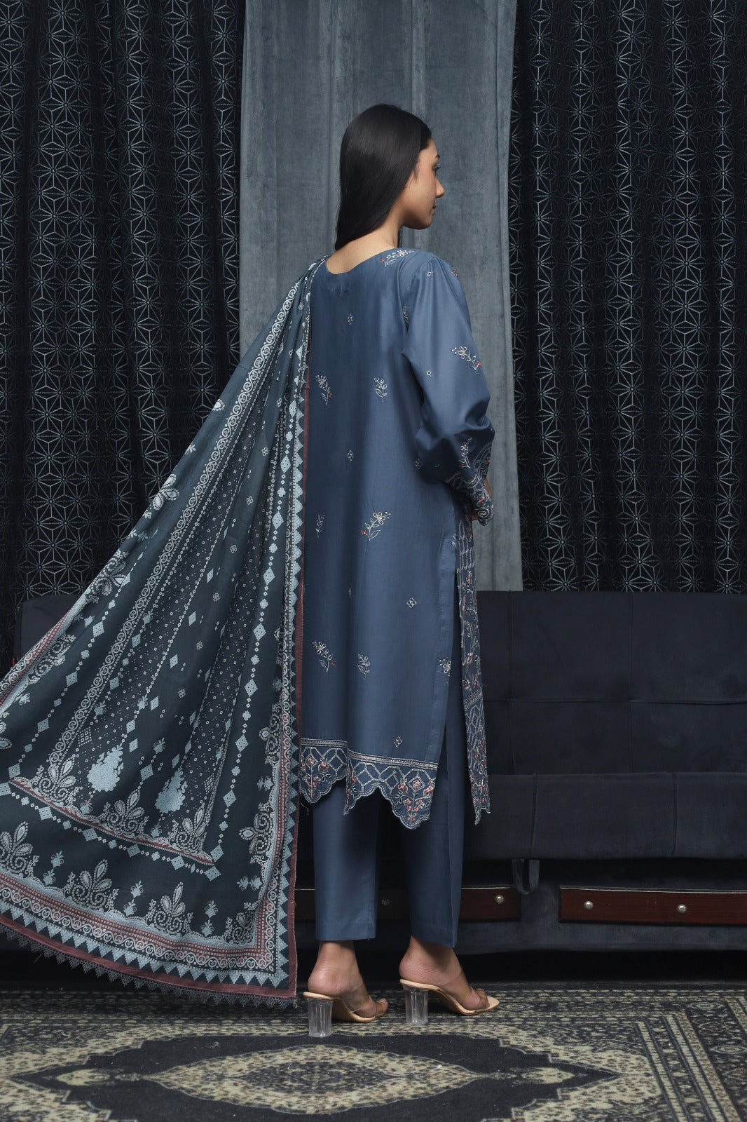 FANCY  LAWN STITCHED