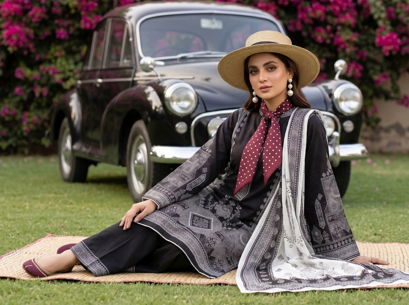 3PC Black Lawn Suit