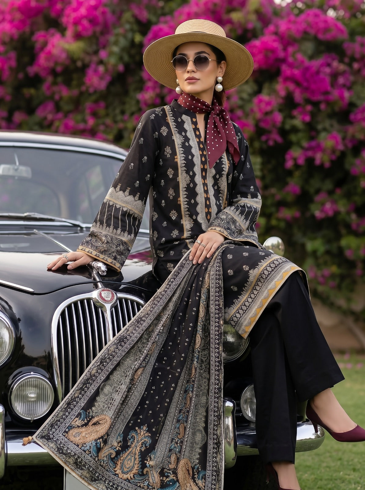 3PC Black Lawn Suit