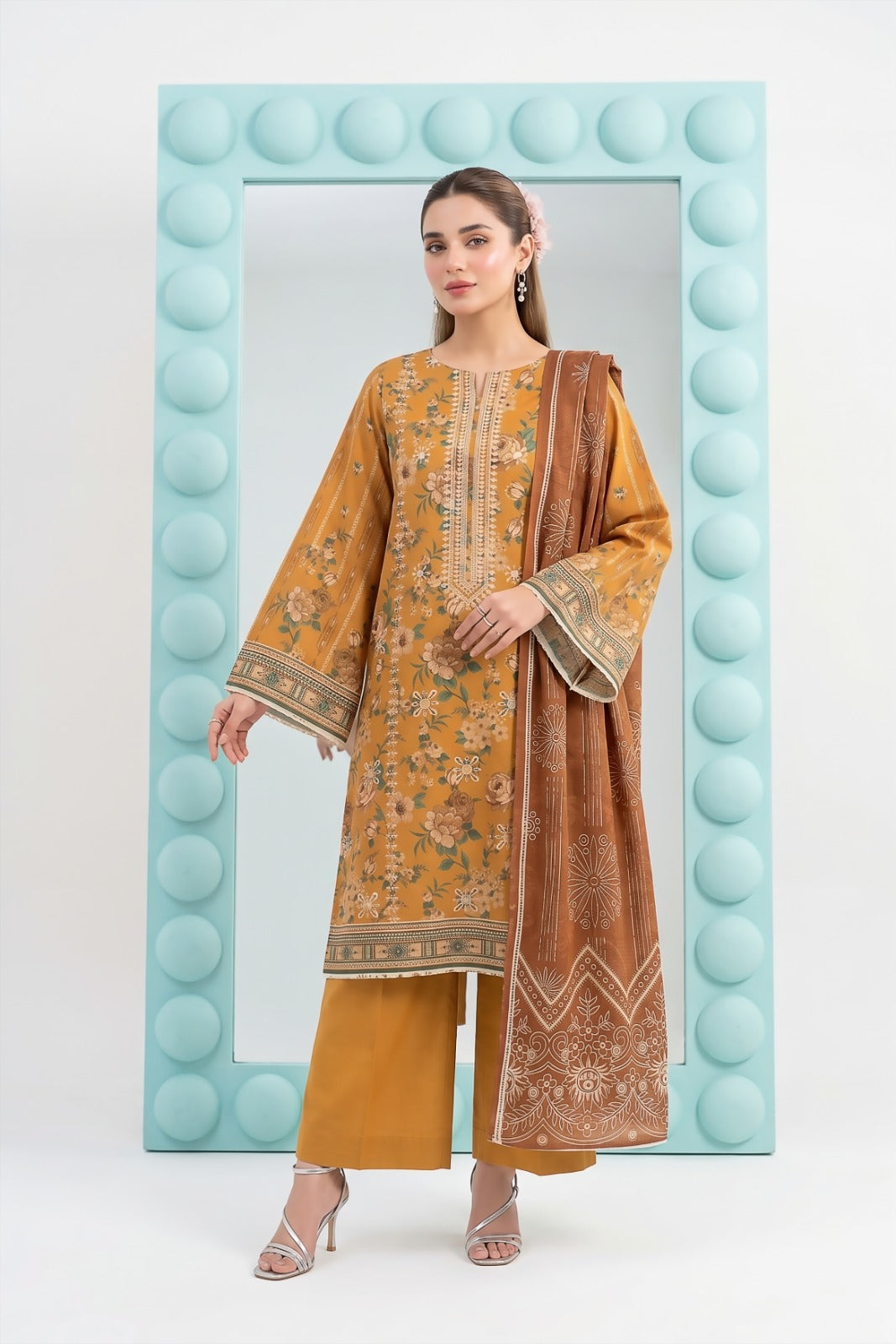 3PC Crystal Embroidered Lawn