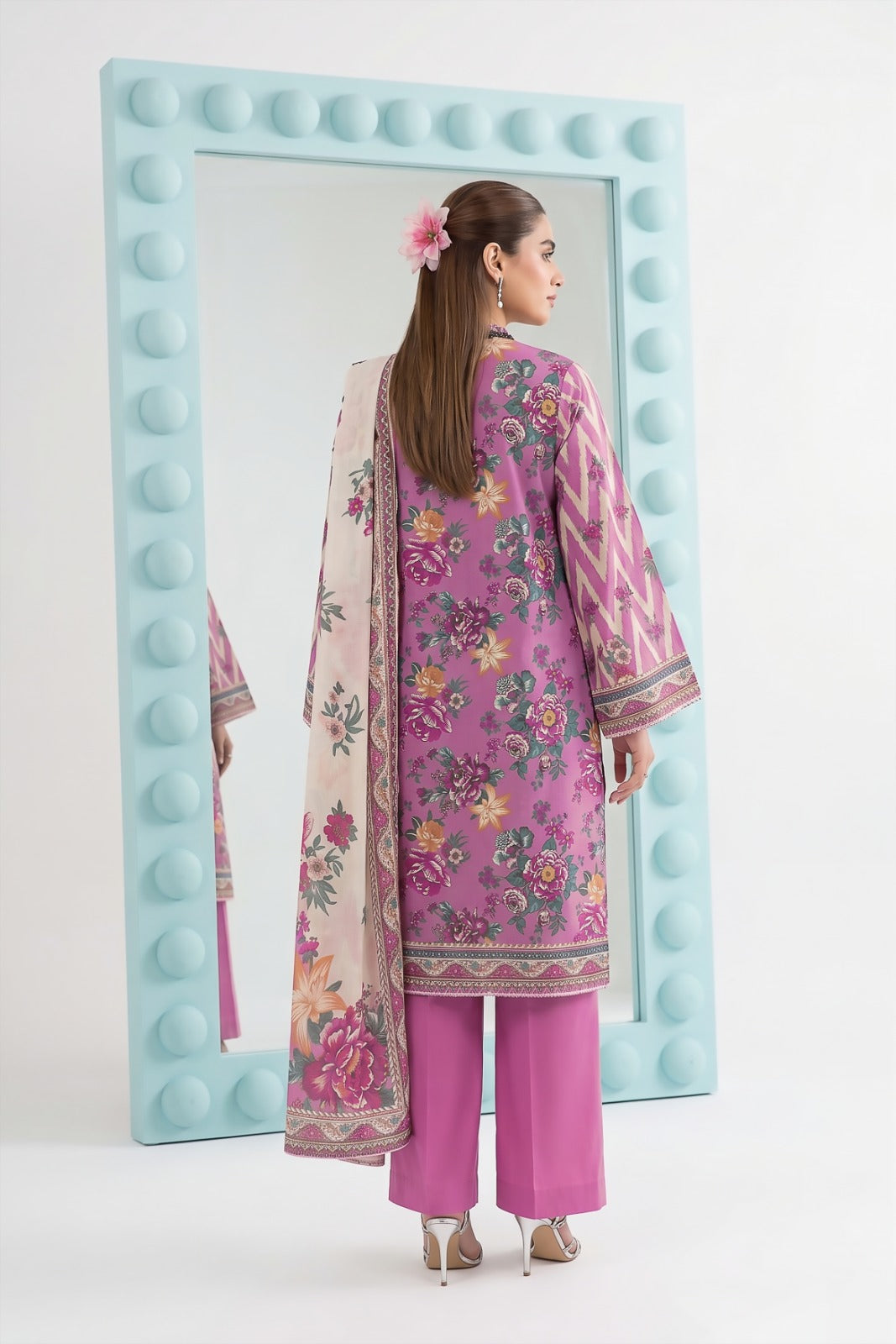 3PC Crystal Embroidered Lawn