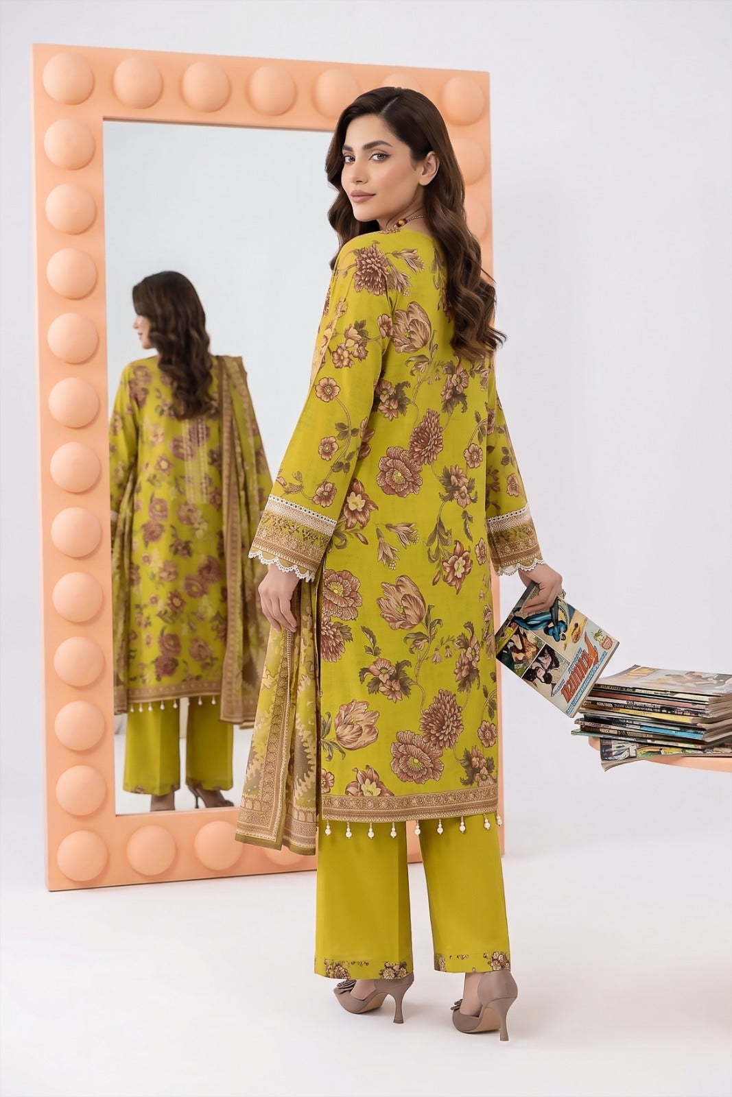 3PC Crystal Embroidered Lawn