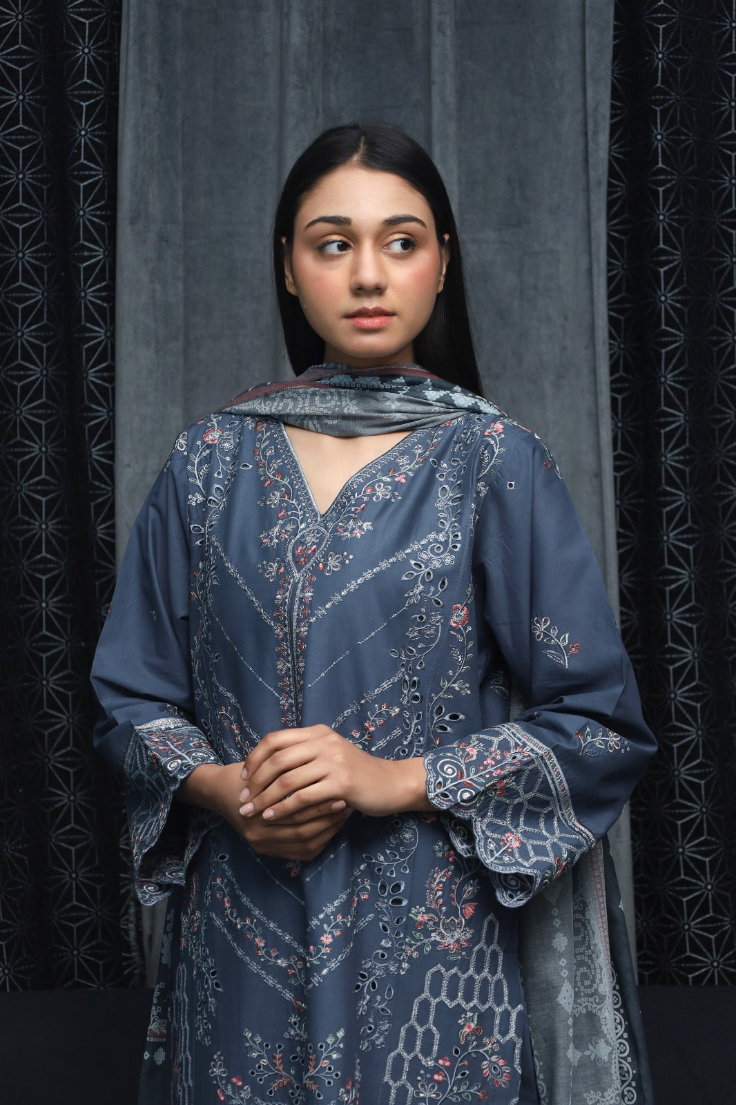 FANCY  LAWN STITCHED